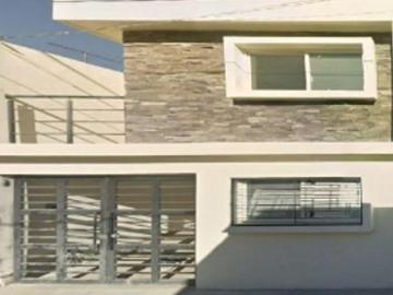 SE VENDE CASA EN: ESQUI, UNIDAD DEPORTIVA, LEON DE LOS ALDAMA, GUANAJUATO