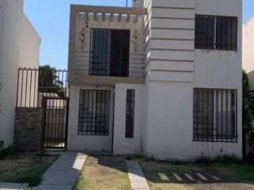 SE VENDE CASA EN FRACC. GRAN HACIENDA