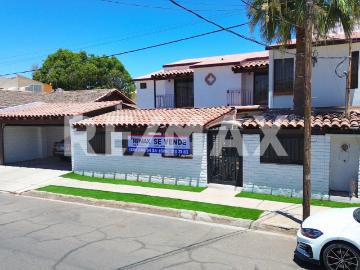 SE VENDE CASA EN FRACC. VILLAFONTANA