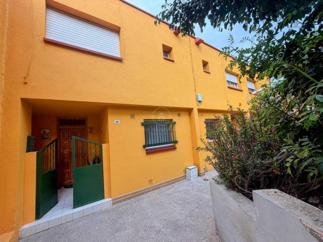 SE VENDE CASA EN GÜÍMAR