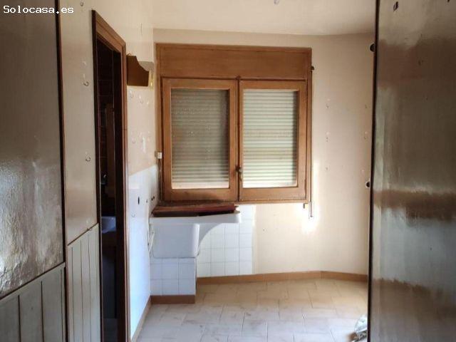 SE VENDE CASA EN GIRONELLA