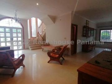 SE VENDE CASA EN LA ALAMEDA EN DAVID, CHIRIQUÍ, PANAMÁ 23 5154
