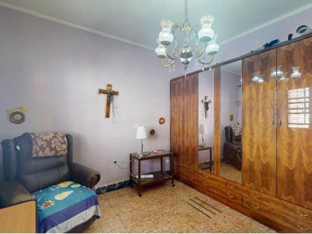 Se vende casa en la Calle El Tejar. El Coromoto La Laguna