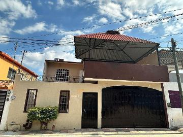 SE VENDE CASA EN LAS GRANJAS, CON RECAMARA EN PLANTA BAJA