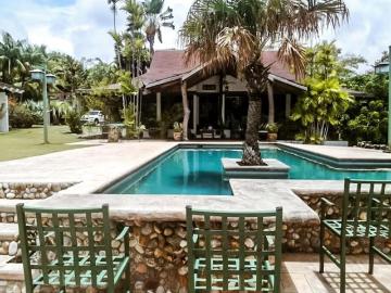Se Vende Casa en Punta Roca