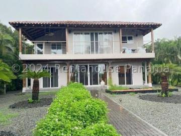 SE VENDE CASA EN PEDASI