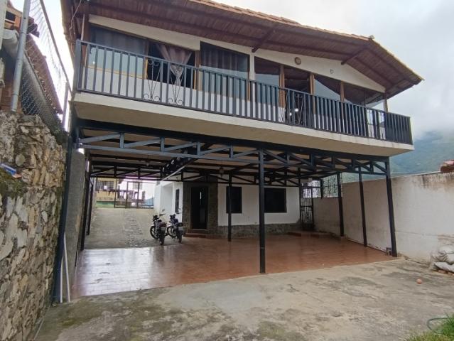 SE VENDE CASA EN PLATA 3. VE22 115SBA DPIN
