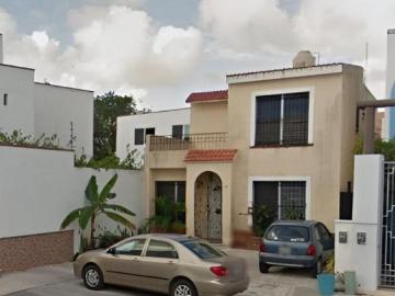 SE VENDE CASA EN PLAYA DEL CARMEN Q.ROO COLONIA LA TOSCANA