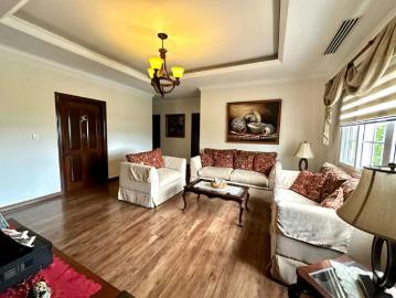 Se vende casa en Rainforest Villas, Las Huacas | 3 recámaras por 950000.00 en Condado del Rey
