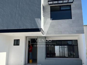 SE VENDE CASA EN REAL DE SAN ANTONIO