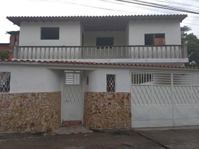 SE VENDE CASA EN SAN GENARO. VE22 412SGE YVIL