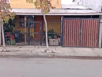 Se Vende Casa en Sarmiento | 2 Dormitorios por 45000. 00 en Curicó