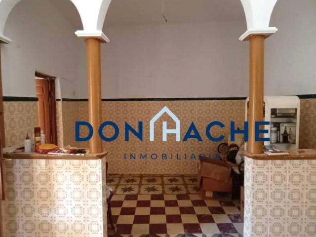 SE VENDE CASA EN TORREMAYOR/DON HACHE