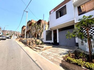 SE VENDE CASA EN VENTANILLA VILLA LOS REYES