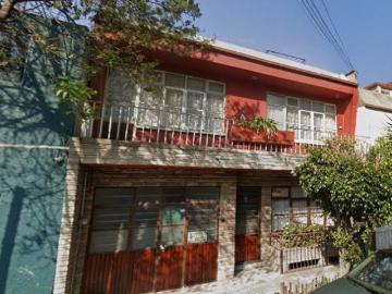 Se vende casa en Viaducto Piedadad