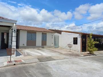 Se vende casa en Villas de Arraiján, Park Village