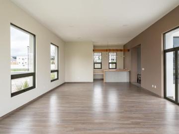 SE VENDE CASA EN ZIRÁNDARO, SAN MIGUEL DE ALLENDE