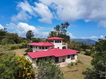 Se Vende Casa Estilo Mediterraneo a Medida Cerca de Altos del Maria