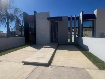 Se vende casa fracc privado 24/7 zona centro de Colima Colima
