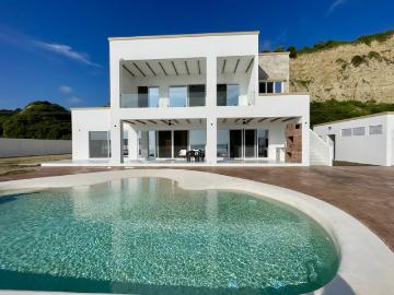 Se Vende Casa Frente al Mar en Canoa