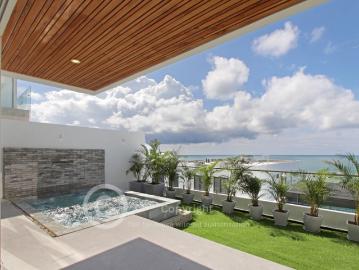 Se Vende Casa Frente al Mar en Ciudad del Mar Manta