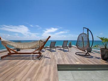 Se Vende Casa Frente al Mar en Manta