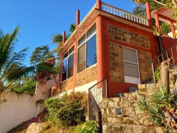 SE VENDE CASA FRENTE AL MAR EN PLAYA TIJERA, OAXACA
