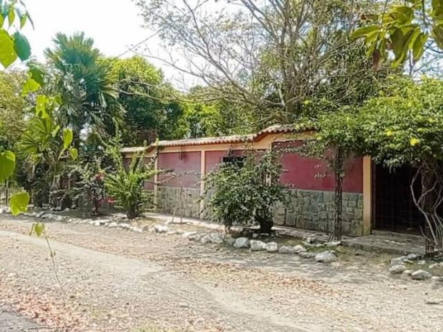 Se Vende Casa Granja en Chivacoa YAG 10076313