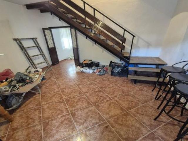 SE VENDE CASA INDEPENDIENTE EN ESPERA