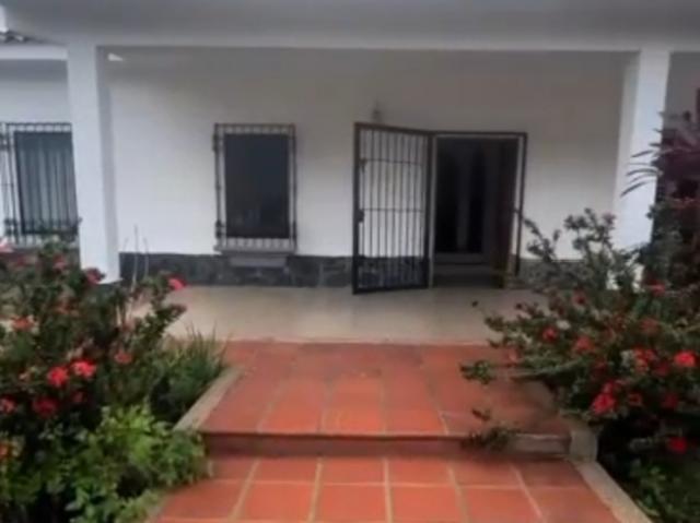 SE VENDE CASA QUINTA PUEBLO NUEVO SUR VE45 227ET LGUE