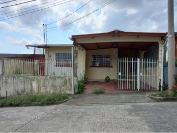 Se vende casa reposeída en arraiján, panamá oeste
