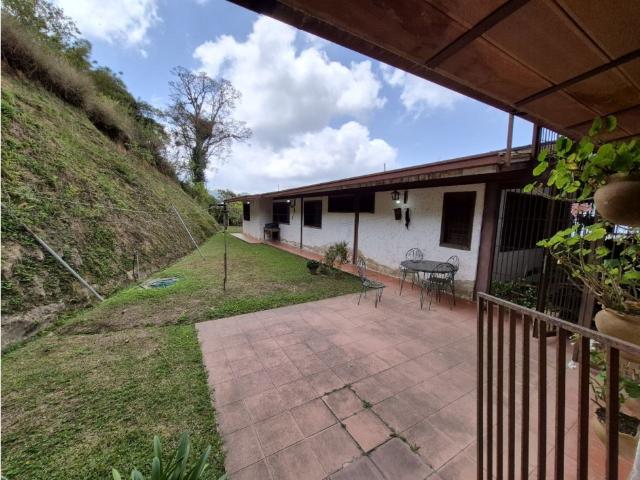 Se Vende Casa ubicada en la Cortada del Guayabo