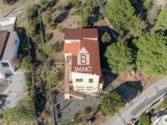 Se vende casa unifamiliar con vistas, en Roses, Mas Fumats 75m² Roses
