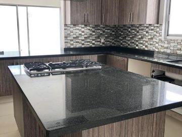 Se Vende Casa! Vive el Encanto de La Rioja!