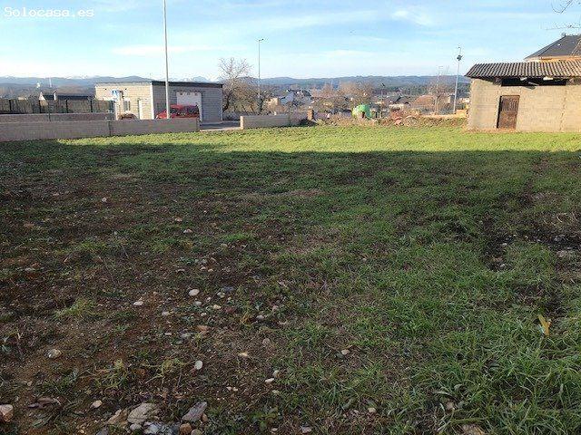 SE VENDE CASA Y SOLAR EN PLENO CENTRO DE CUBILLOS DEL SIL