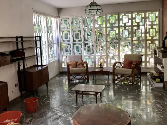 Se vende casa 815 mt terreno 350m2 const Altamira 3625