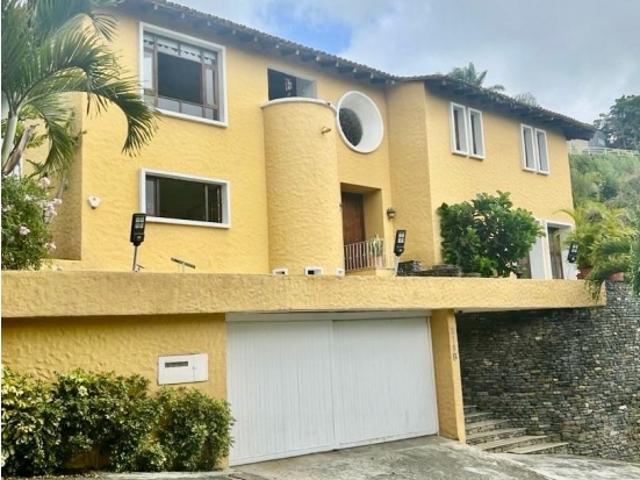 Se vende casa 480m2 4h+s/7b/4p Oripoto