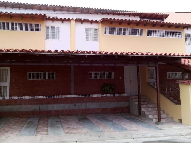 Se vende Casa 400m2. 3H/4B/3P. San Francisco