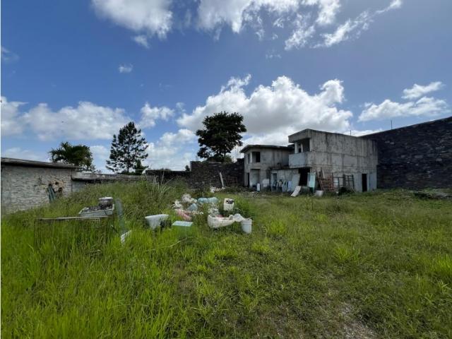Se vende casa 4.500m² 10p La Lagunita