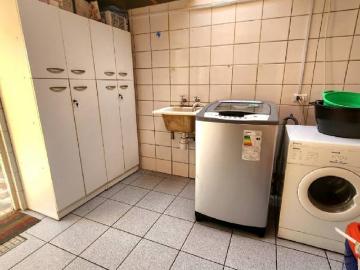 SE VENDE CASA 4 DORMITORIOS, 4 BAÑOS