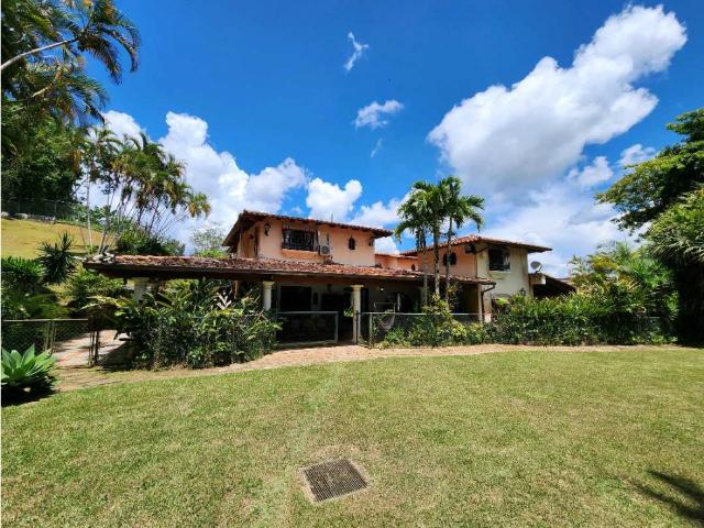 Se vende casa 550m2 7h/6b/4p La Lagunita