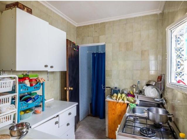 SE VENDE CASA 76 M52 4 HABITACIONES, UN BAÑO, PATIO, Y SOLARIUM DE 25 M2 CON TRASTERO