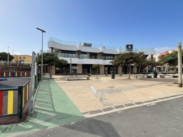 SE VENDE CENTRO COMERCIAL EN LA MISMA PLAYA DE LA GARITA, TELDE, ISLAS CANARIAS, ESPAÑA