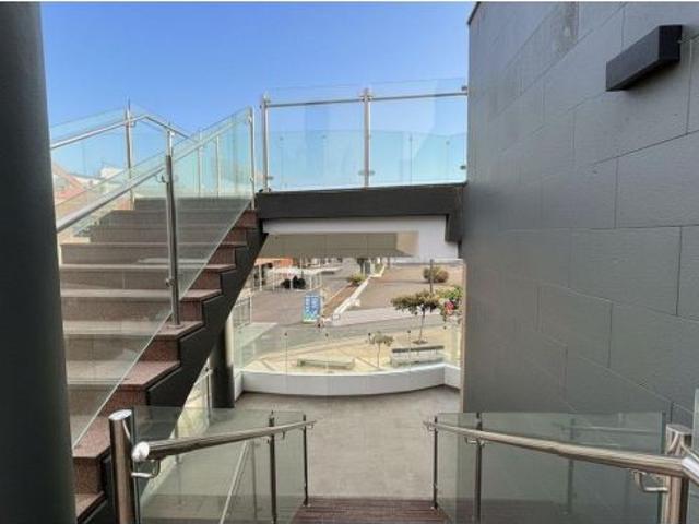 SE VENDE CENTRO COMERCIAL EN LA MISMA PLAYA DE LA GARITA, TELDE, ISLAS CANARIAS, ESPAÑA