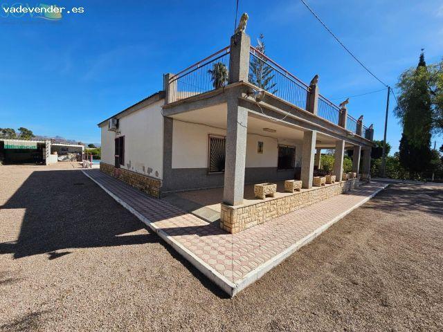 SE VENDE CHALET EN CASAS DE SALA NOVELDA ALICANTE