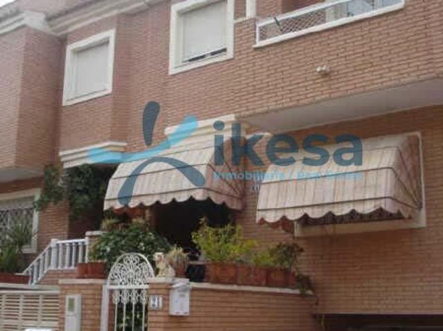 Se vende Chalet en la localidad de Almería