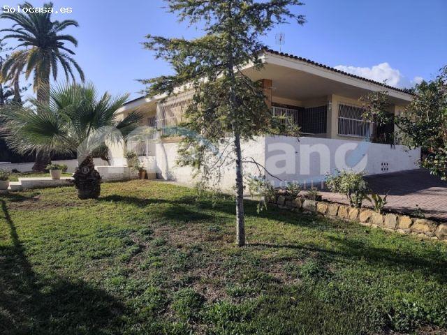 Se vende Chalet Independiente en Coblanca