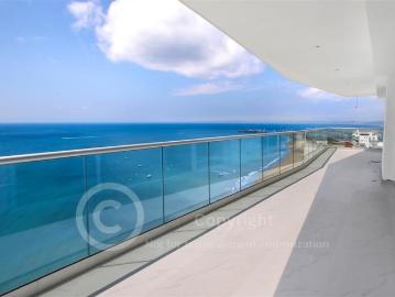 Se Vende Condominio Frente al Mar en El Murcielago Manta
