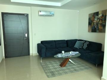 Se Vende Condominio Frente al Mar en Salinas