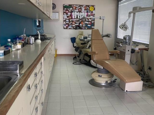Se vende consultorios odontologicos/oficina 121m2 Santa Paula 9963